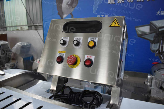 Schneiden Sie Blattgemüse Industrielle automatische Kohlschneider Coleslaw Kimchi Schneidemaschine